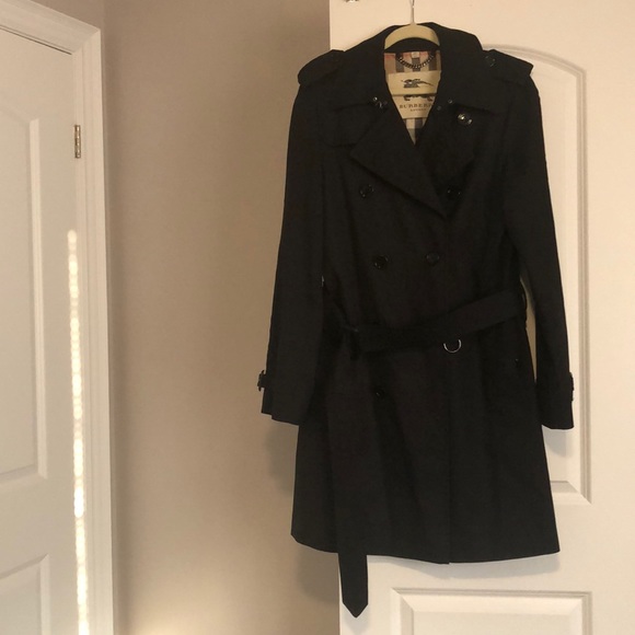 **SOLD** Burberry Trench Coat - Picture 6 of 11